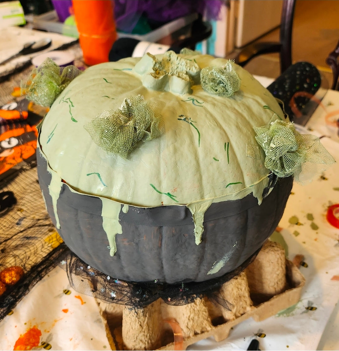 Paint and Decorate a Real Pumpkin | Ages 7+ | 23 October | 11:00 am–12:30 pm | £15