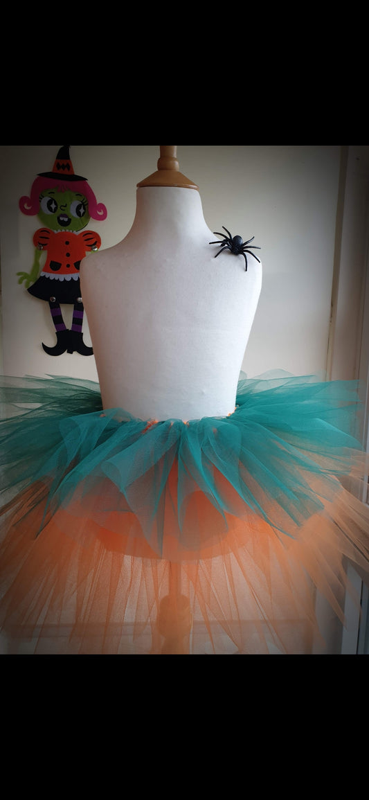 Make a Halloween Tutu or Wreath | Ages 7+ | 12th October | 11am-12:30pm | £15